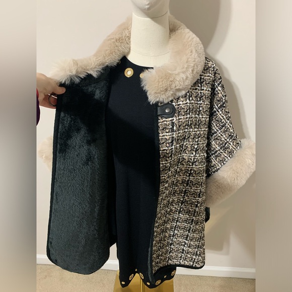 Creme / Tan, Black and White Plaid Tweed Mix Color Fur Cape - Picture 12 of 17